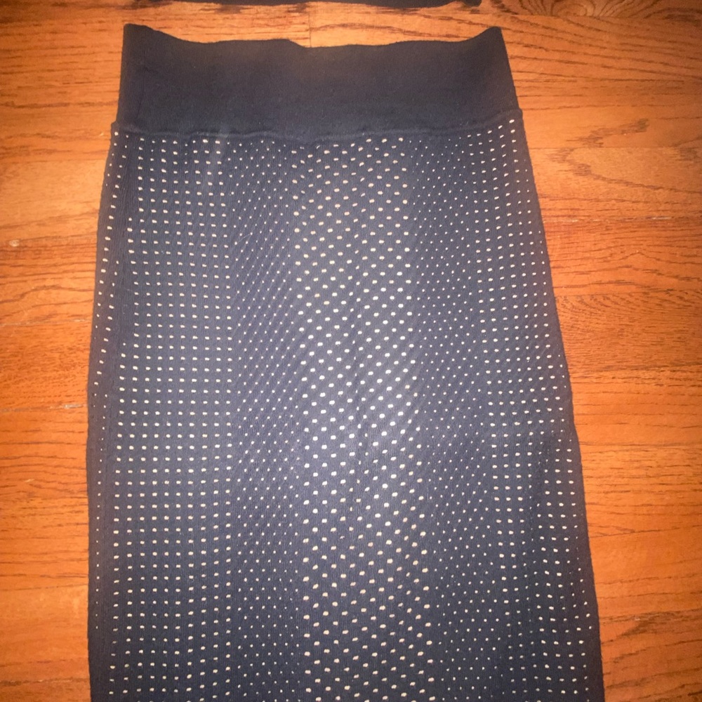 2 piece black top and skirt, lined, sweater material